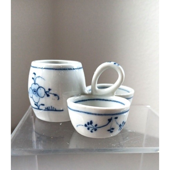 The Unbranded Brand Other - VTG German Blue White Porcelain Condiments Server Trio Handle Delft Style Floral